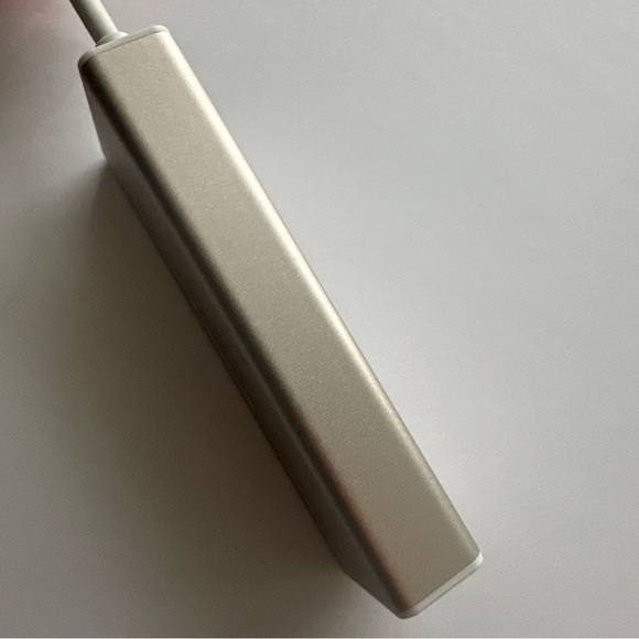 j5create 3.1 Type-C Port SD/Micro SD Card Reader JCH347Adapter Dongle USB C - Picture 5 of 7